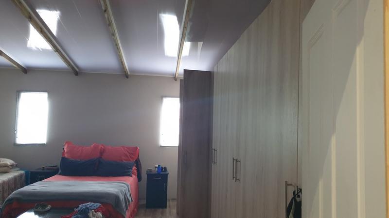 5 Bedroom Property for Sale in Theronville Western Cape